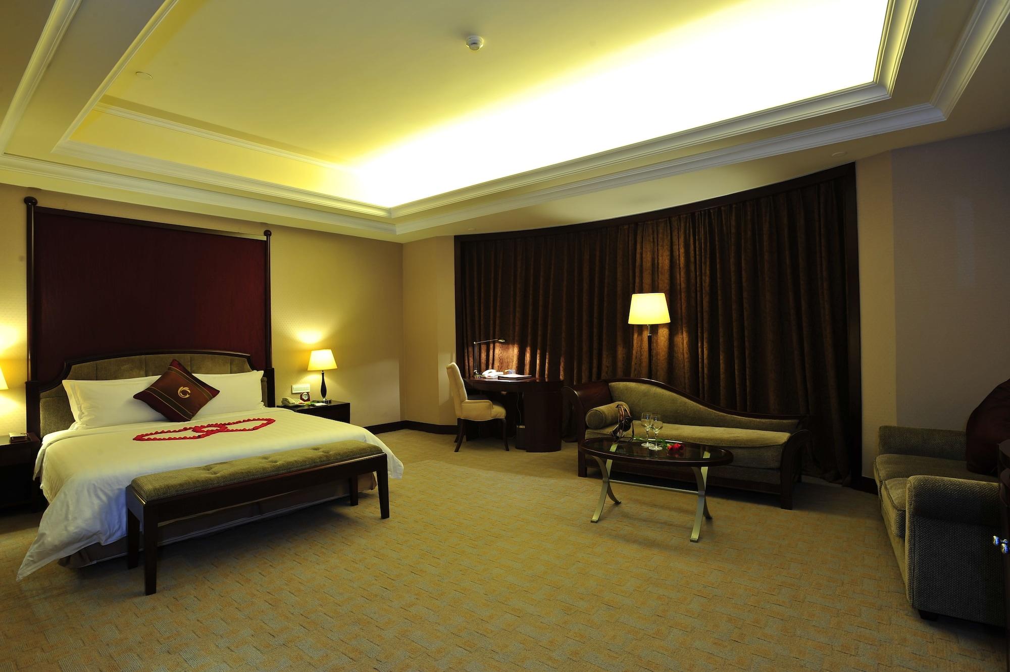 The Royal Marina Plaza Hotel Гуанчжоу Екстер'єр фото