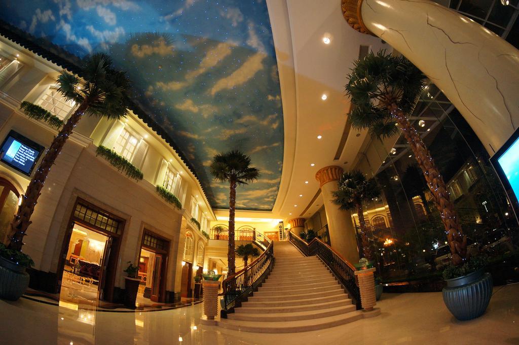 The Royal Marina Plaza Hotel Гуанчжоу Екстер'єр фото